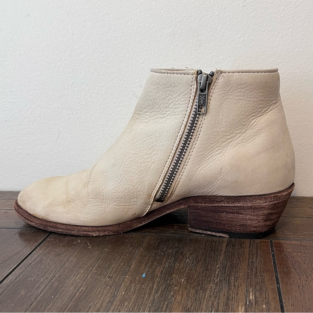 Frye Carson Piping Booties Womens size 8 - Picture 4 of 11